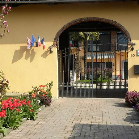Bed&Breakfast La Siepe Pinerolo Exterior foto