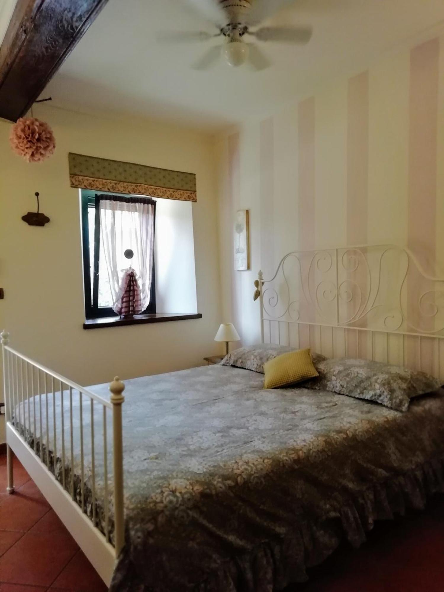 Bed&Breakfast La Siepe Pinerolo Zimmer foto