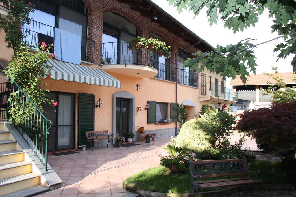Bed&Breakfast La Siepe Pinerolo Exterior foto